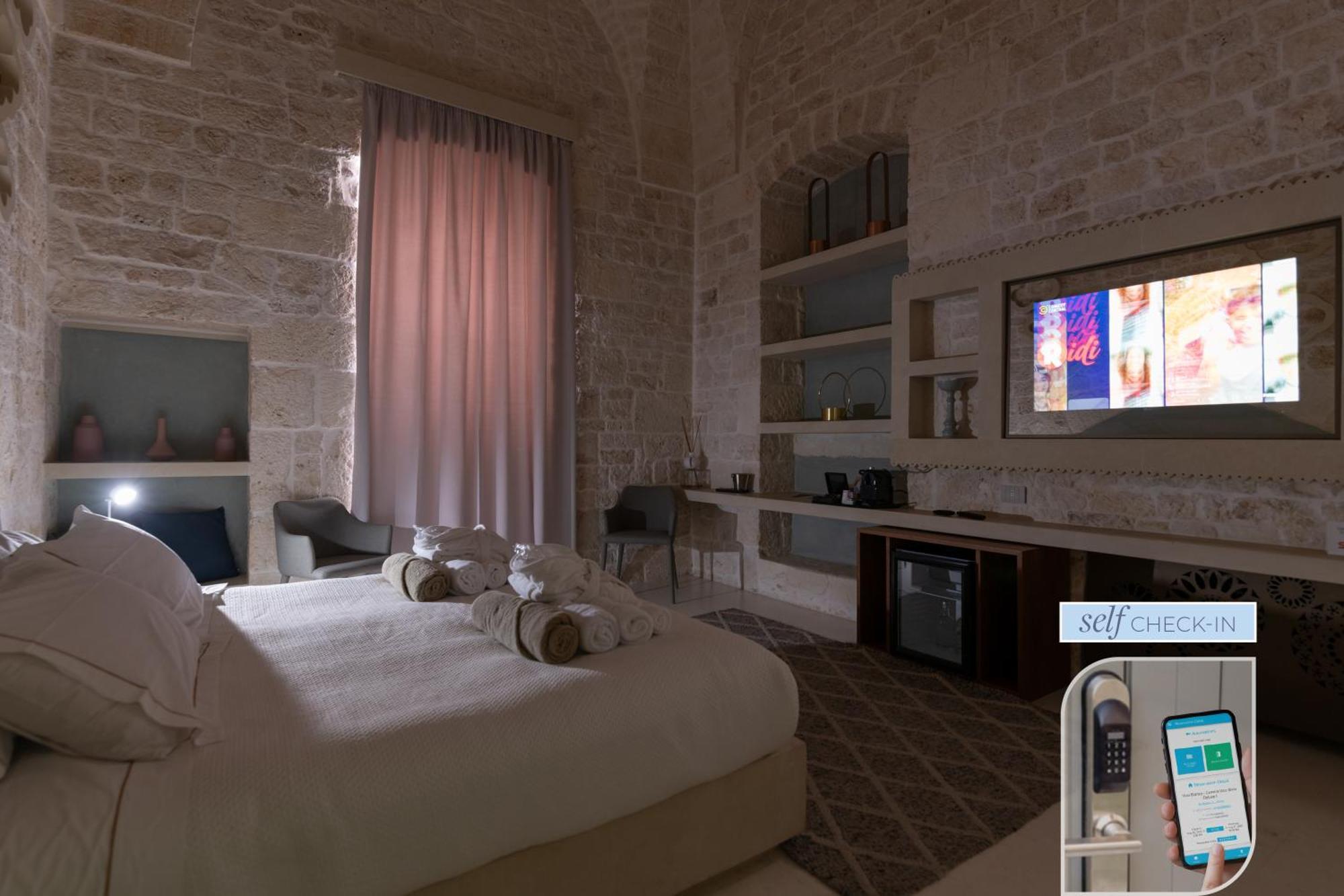 Vico Bianco Raro Smart Rooms Collection Ostuni Extérieur photo