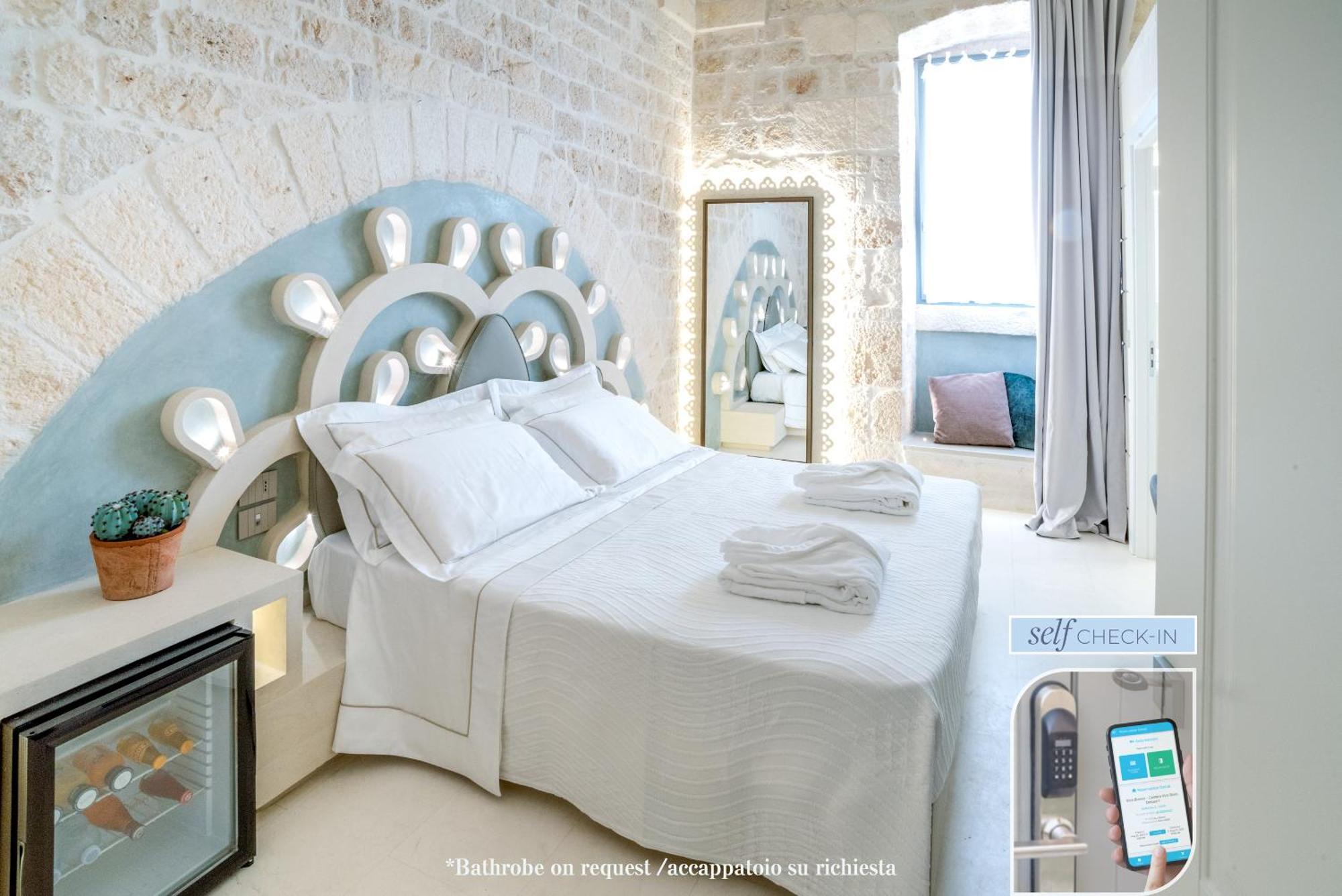 Vico Bianco Raro Smart Rooms Collection Ostuni Extérieur photo