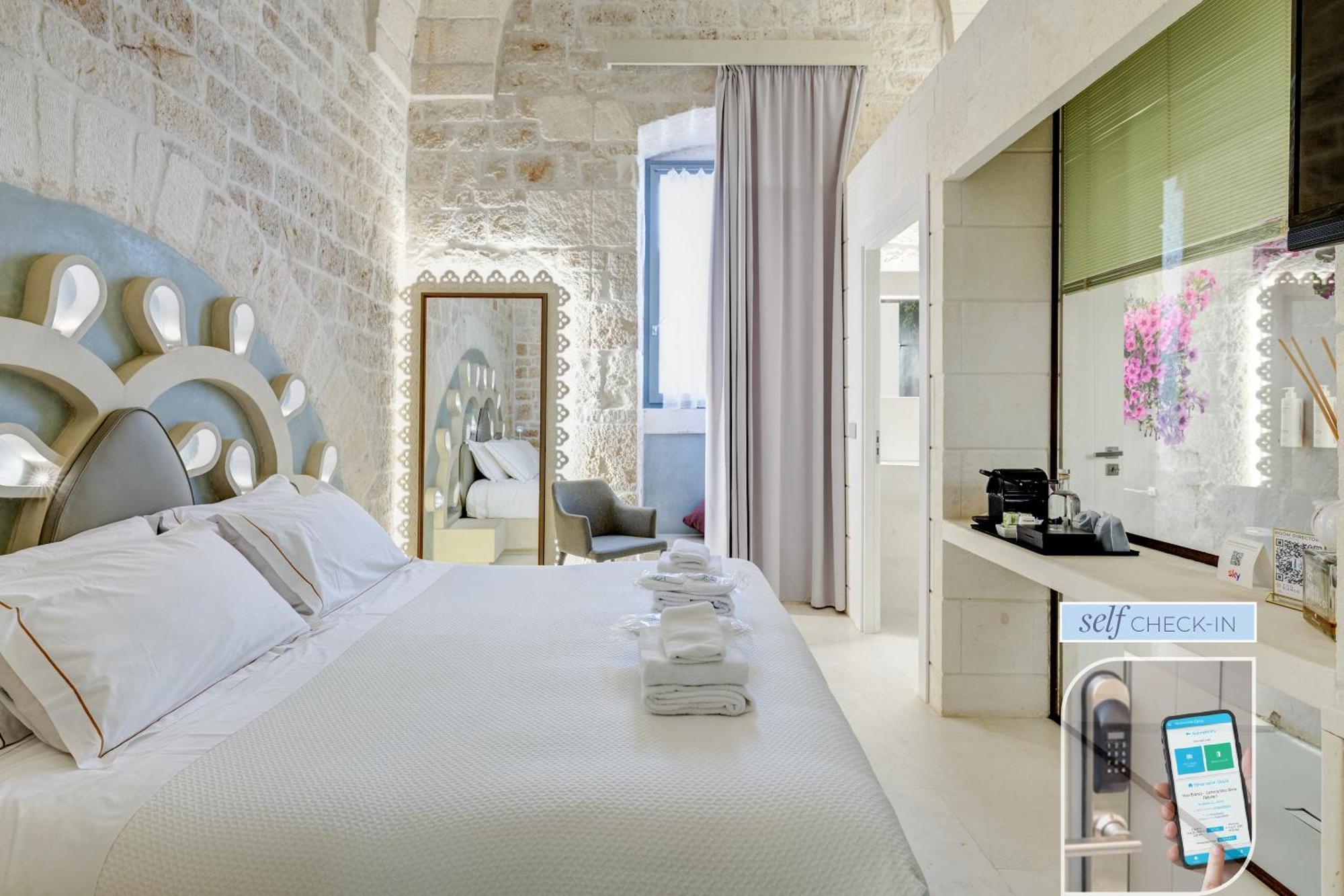 Vico Bianco Raro Smart Rooms Collection Ostuni Extérieur photo
